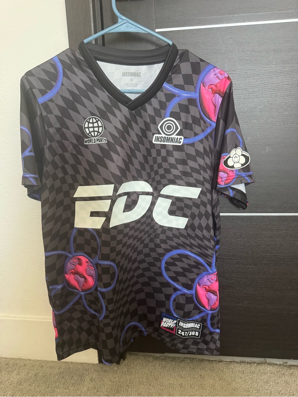 EDC Daisy Age Soccer Jersey Insomniac Black Rave Festival S NWOT